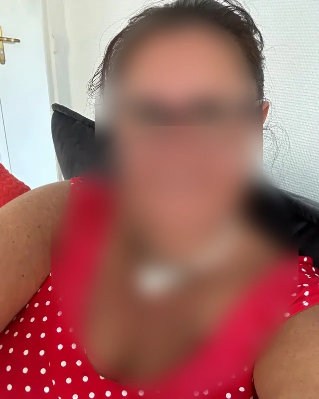 Vanesa - Image 6
