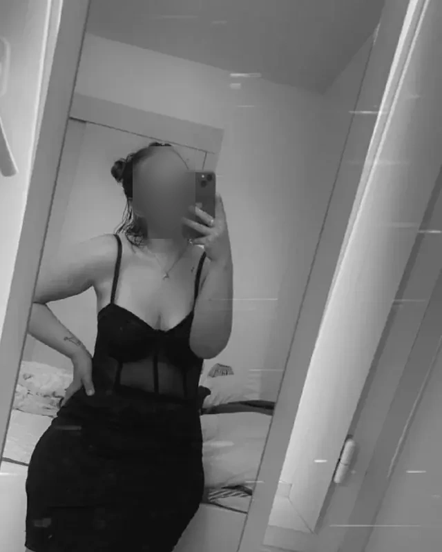 Alicia - Image 1