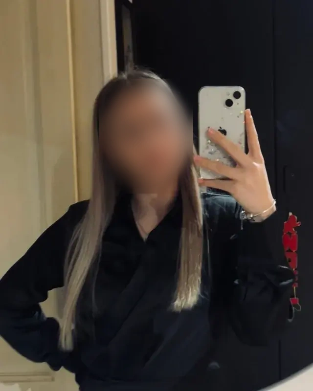 Sara - Image 5